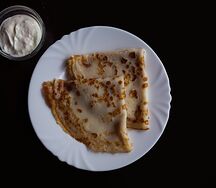 Блинчики со сметаной