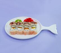 Ролл с морским окунем