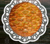 Пирог с клубникой