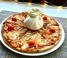 Пицца с Бурратой