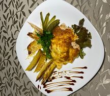 Куриное филе По-венски с запечёными картофельными дольками