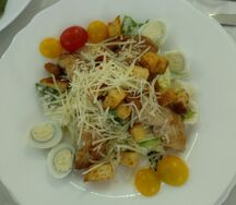 Цезарь с курицей
