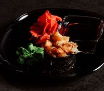 Гункан с копчёным цыплёнком