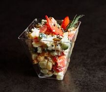 Салат Кибер с копченым цыпленком