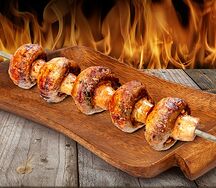 Шампиньоны на шампурах