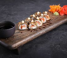 Ролл Салмон темпура