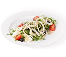 С кальмаром и ореховым соусом