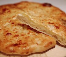 Осетинский пирог с картофелем и сыром