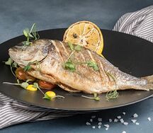 Дорадо с белыми грибами