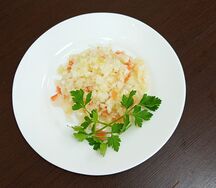 Салат из квашеной капусты