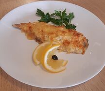 Скумбрия с овощами под сыром