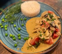 Курина грудка карри с рисом