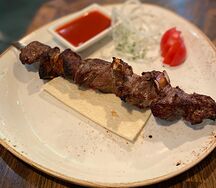 Шашлык из бараньей мякоти и ребер