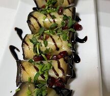 Рулеты из баклажанов