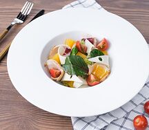 Салат с курицей и апельсинами