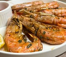 Мощные лангустины с соусом свит чили