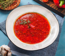 Борщ с рваной говядиной