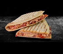 Пицца с курицей и грибами