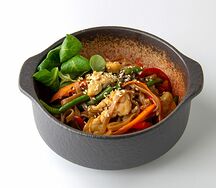 Вок с курицей