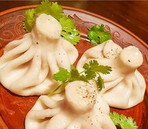 Хинкали с красной рыбой