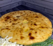 Осетинский пирог с картофелем и зеленью