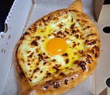 Хачапури по-аджарски
