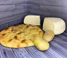 Осетинский пирог с сыром и картофелем