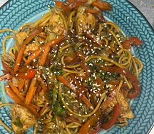 Лапша с курицей с овощами