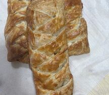 Слойка с ветчиной и сыром