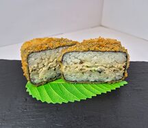 Онигири темпура с курочкой и японским омлетом 