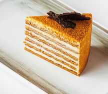 Медовик на белом шоколаде
