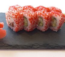 Калифорния с лососем