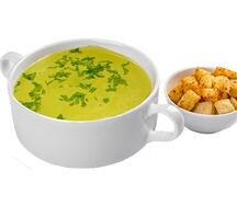 Куриный бульон с сухариками