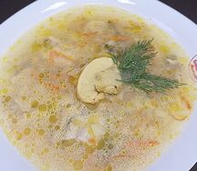 Суп грибной с курицей