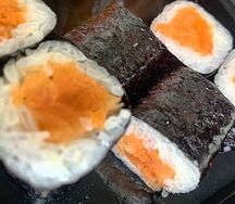 Маки Лосось