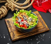 Салат с куриной грудкой от BoykoBBQ