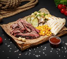 Мясная тарелка Говядина барбекю