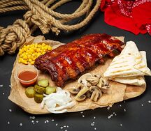 Мясная тарелка в медовом маринаде ребра BoykoBBQ