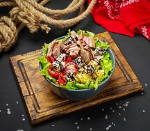 Салат с рваной свининой от BoykoBBQ