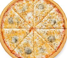 Пицца Кватро Фармаджио (Четыре сыра)