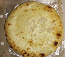 Пирог осетинский с сыром и курицей