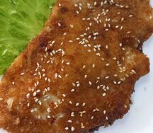 Куриная отбивная с кунжутом