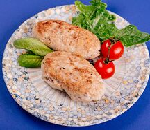Котлета куриная с соусом