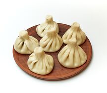 Хинкали отварные со свининой и говядиной