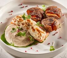 Запеченный лосось с сырным кремом