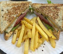 Сэндвич с ветчиной большой