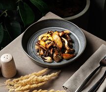 Картофель жареный с грибами