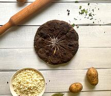Ржаной пирог с картофелем и сыром