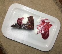 Шарлотка с яблоками