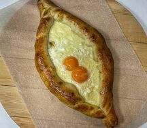 Хачапури по-аджарски